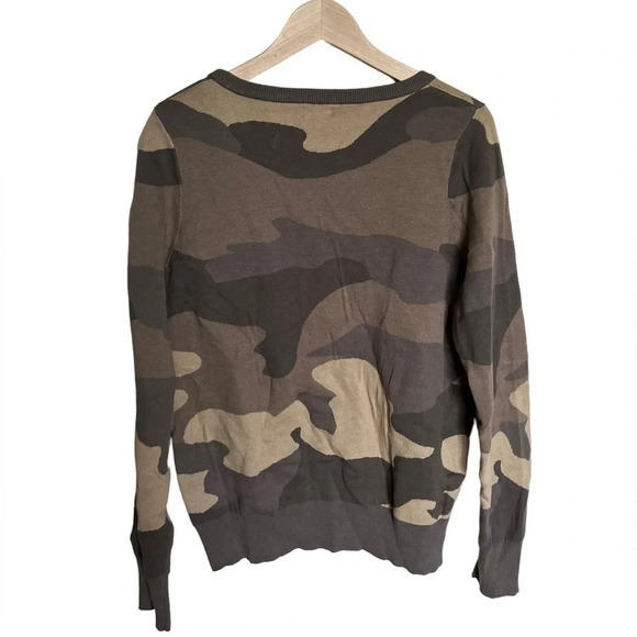 Mossimo • Camoflauge Crew Neck Sweater - Picture 2 of 6